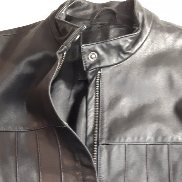 Leather Jacket for women Like new! - Picture 10 of 11